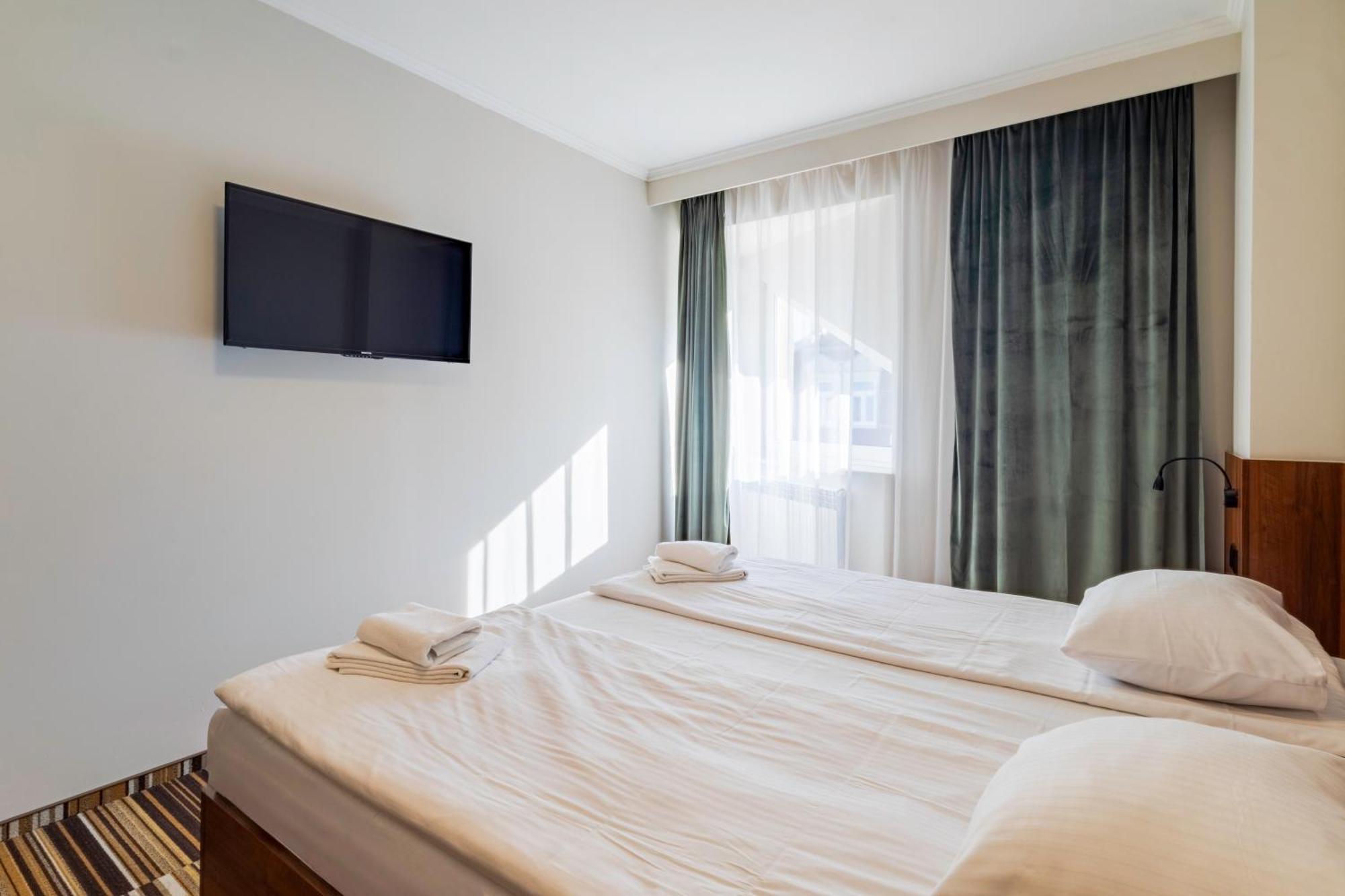 Hit Apartments Varşovia Exterior foto